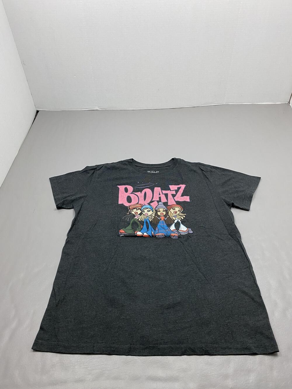 Bratz Shirt Mens XL Gray Bratz Graphic Crew Neck Cotton Polyester Jersey
